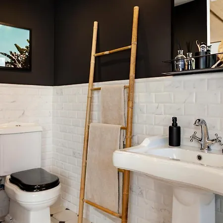Batam - 1 Bedroom And Terrace In Gracia Barcelona